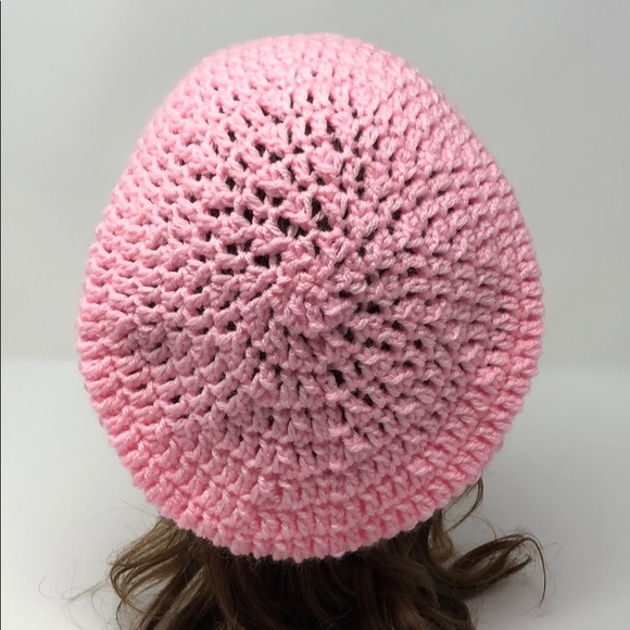 Winter slouchy beanie beanie pink adult or teen New hand crochet by me - Picture 3 of 4